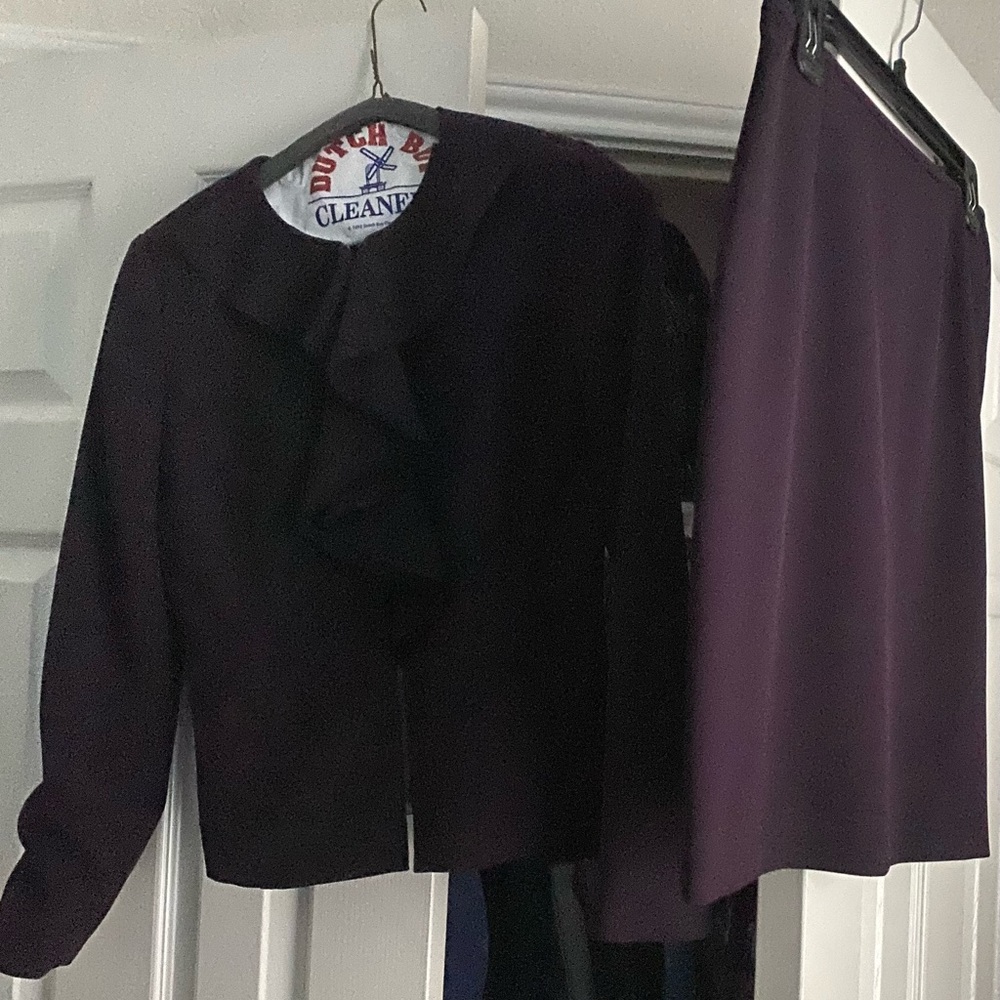 Women’s suit